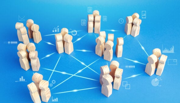 Can Peer Participatory Action Research shift the power? Â